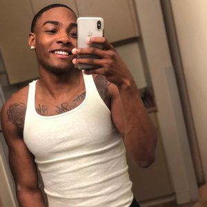 Meet your Posher, Cory